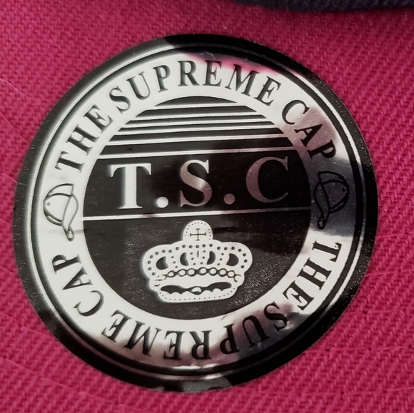 The Supreme  cap - Picture 3 of 7